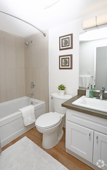 Interior Photo - Foothill Heights