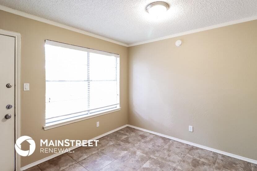 Building Photo - 5903 Cameron Dr