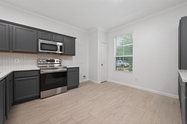 Building Photo - 16827 Libson Falls Dr