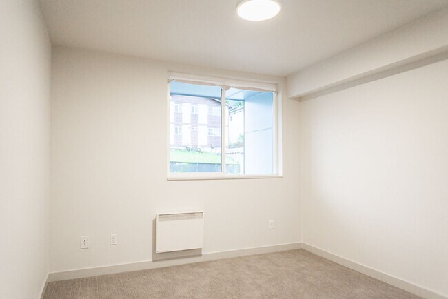 Building Photo - 3bd/2.5ba Seattle Townhome