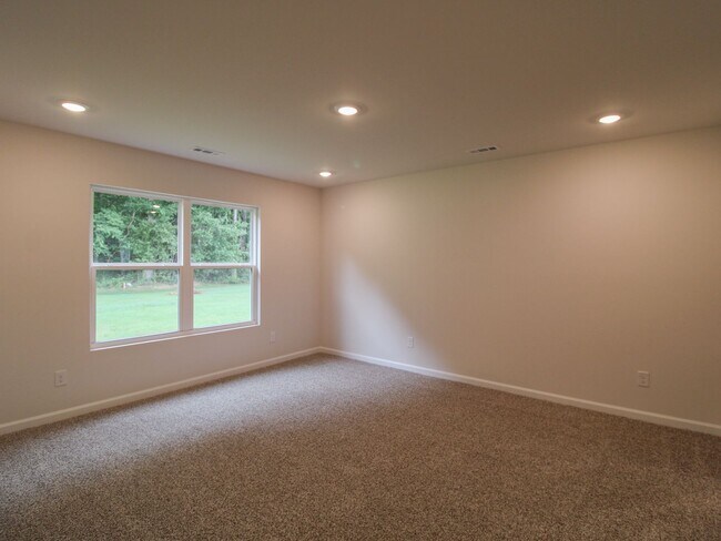Building Photo - Brand-New Construction in Beautiful Sequoyah Cove – Owens Cross Roads!