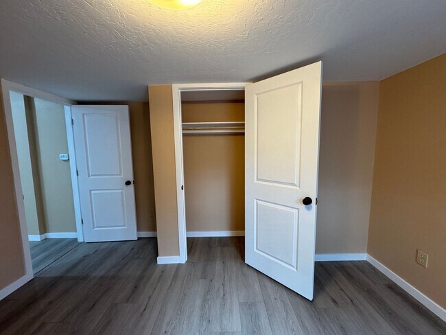 Building Photo - Newly Remodeled 3 Bedroom Manufactured Home in Suwannee County