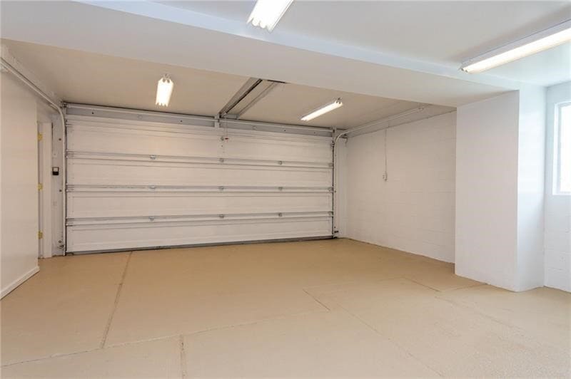 Two-car Garage - 1237 Euclid Ave