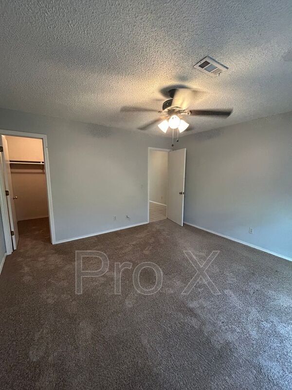 Building Photo - 2914 W Richwood Cir