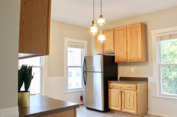 Primary Photo - 2401 N Frederick Ave