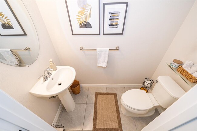 Building Photo - 2229 Emerald Springs Dr