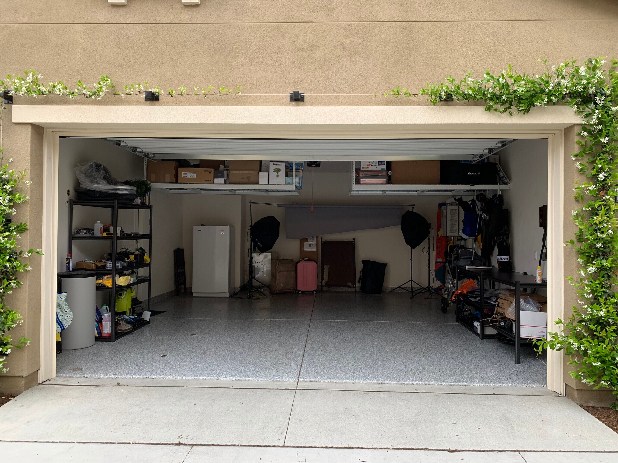 Building Photo - 87 Majeza Ct