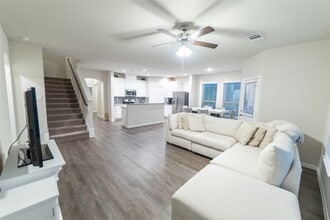 Building Photo - 13416 Silver Egret Ln