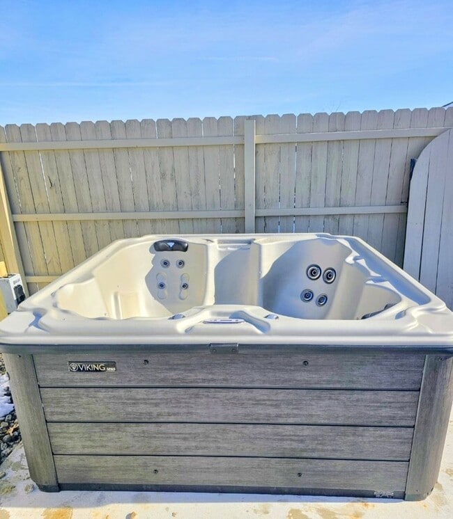 Building Photo - Family Friendly Home With Pool In Greensburg, IN