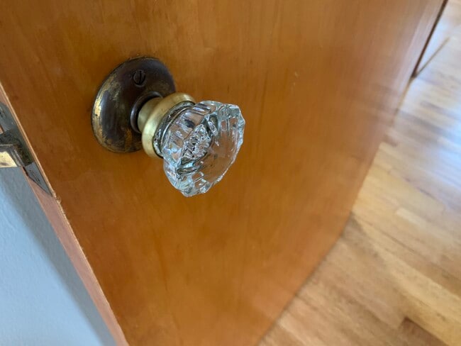 Building Photo - 2513 18th Ave