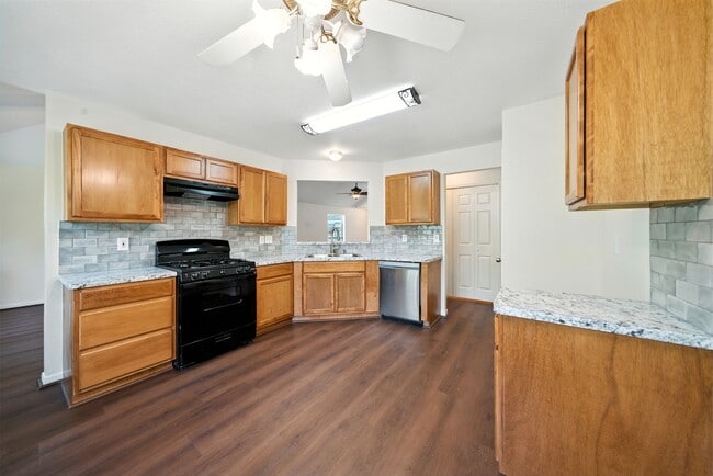 Building Photo - 5047 Riga Ct