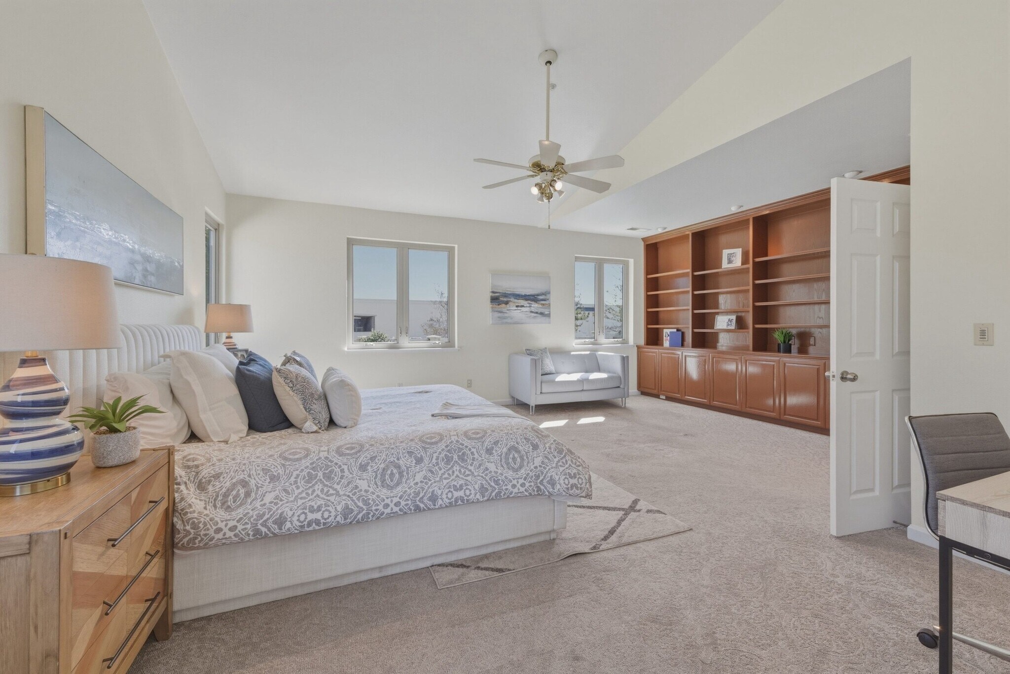 Building Photo - 1433 Jayhawk Ln