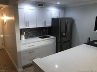 Building Photo - 1 br, 1 bath Condo - 251 SW 132nd Way 250 ...