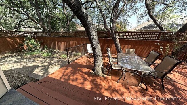 Building Photo - 137 Saddle Horn