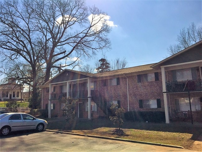 Building Photo - 756 Mimosa Blvd