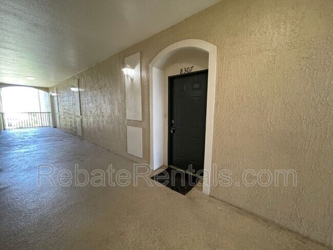 Building Photo - 7801 Point Meadows Dr