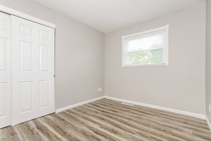 Building Photo - 803 Crowden Dr