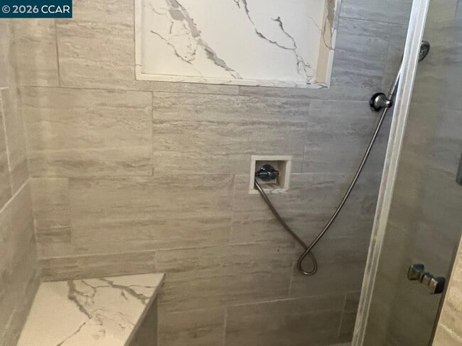 Building Photo - 3620 Chestnut St