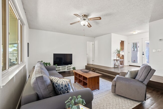 Building Photo - Updated North Chico 3BD/2BA with Solar & Covered Patio