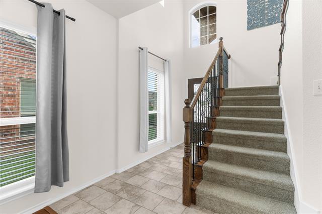 Building Photo - 8820 Tenderfoot Ln