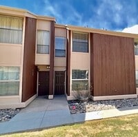 Building Photo - 3 Bed/1.5 Bath Quail Creek Condo