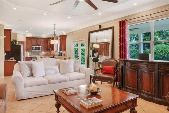 Building Photo - 124 Spring Glen Dr