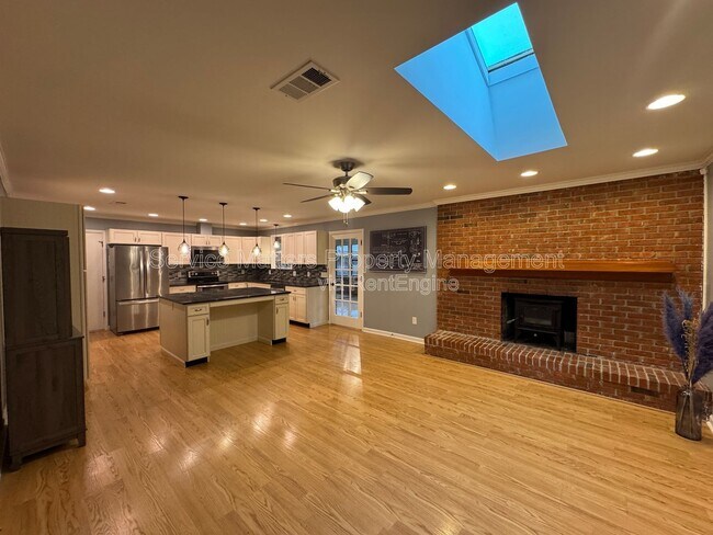 Building Photo - 8140 Tabaid Ln