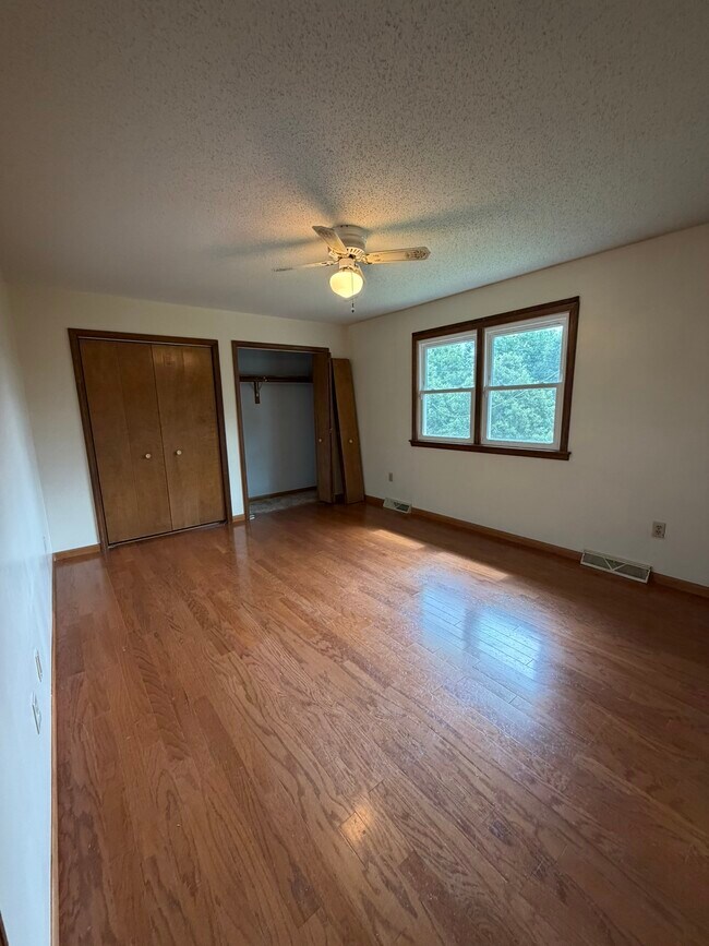 Building Photo - 20740 Harris Ln