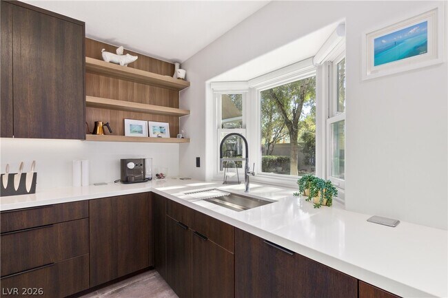 Building Photo - 9301 St James Cir