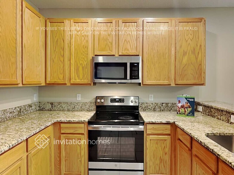 Building Photo - 1322 Ivyhedge Ave