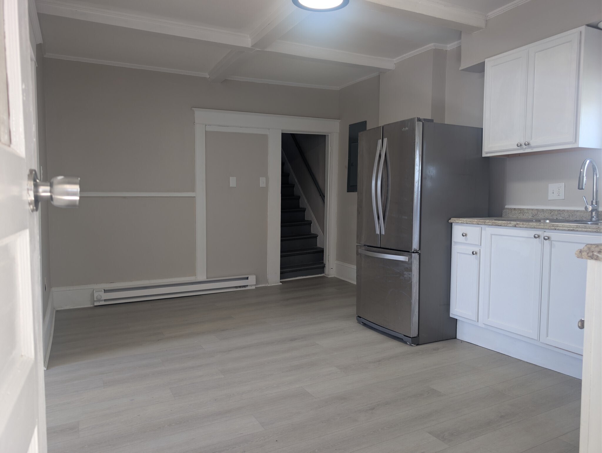 Building Photo - 500 Marion St