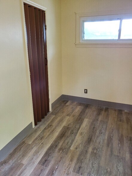 Building Photo - 332 Meyer Ave