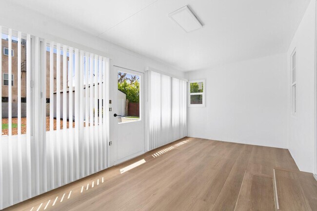 Building Photo - BEAUTIFUL CORNER HOUSE IN THE HEART OF VAL...