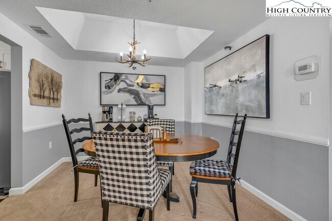 Building Photo - 303 Sugar Top Dr