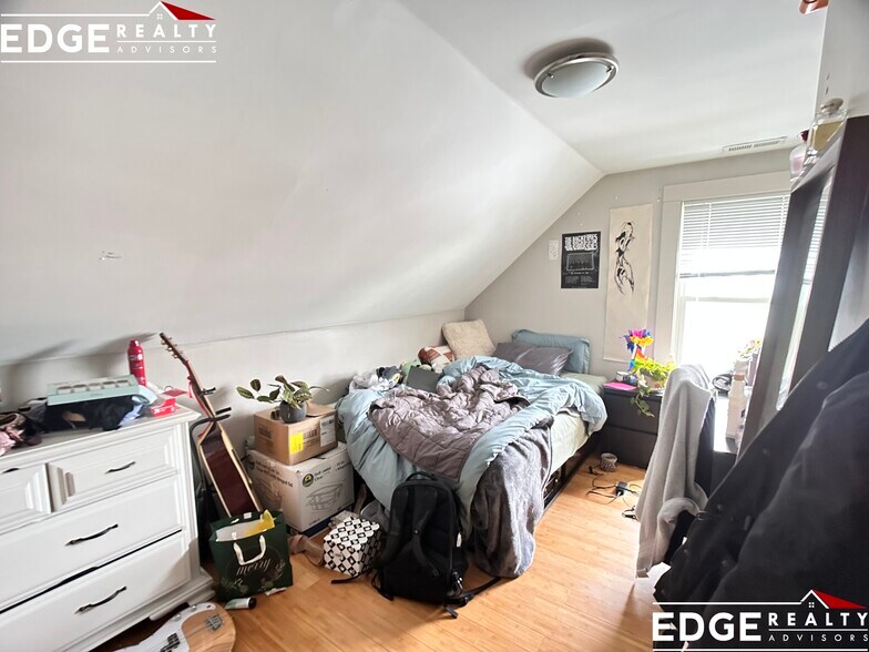 Building Photo - 101 Glenville Ave