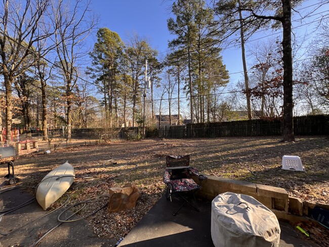 Building Photo - 12101 Pleasant Forest Dr