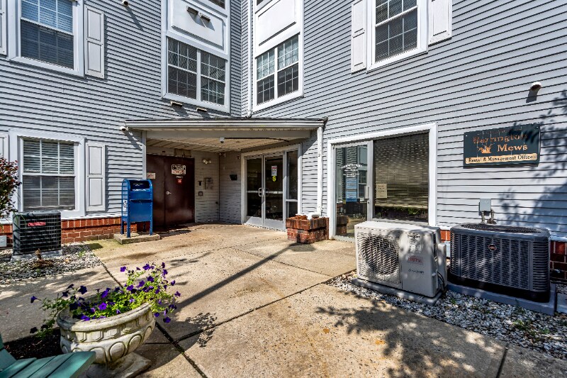 Building Photo - 2101 Reamer Dr