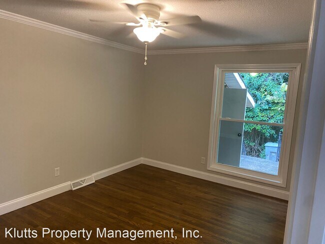Building Photo - 2 br, 1 bath House - 4805 Malibu Drive