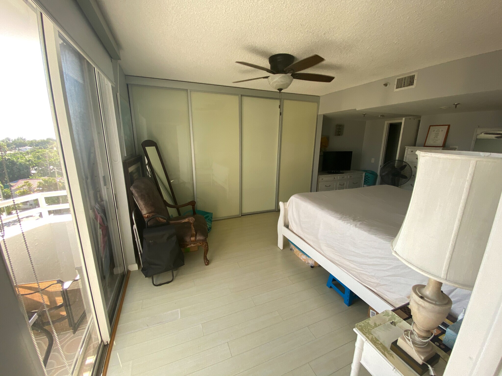 Building Photo - 9156 Collins Ave