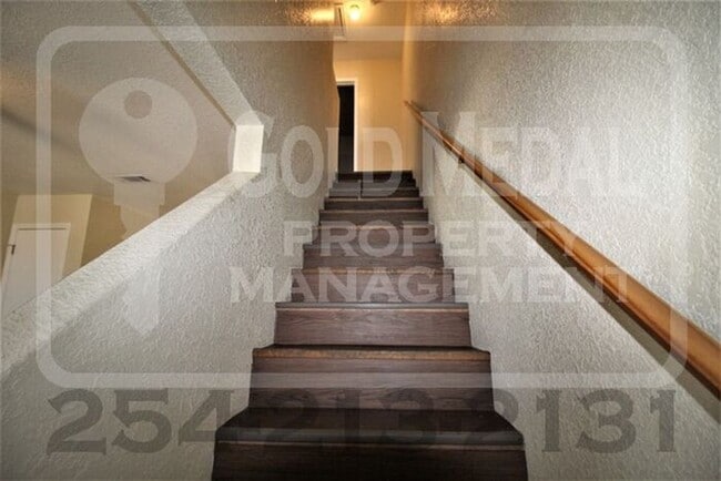 Building Photo - 4500 Sylvia Dr