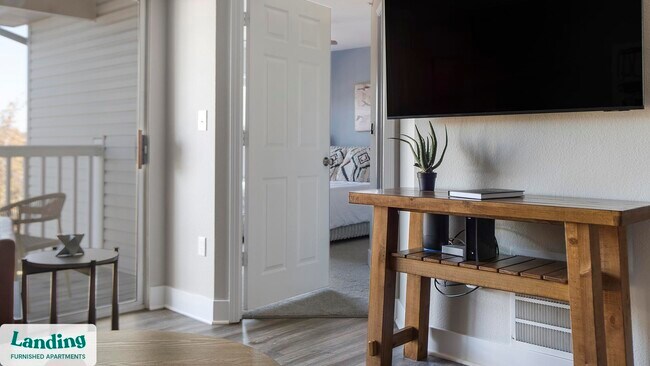 Building Photo - 400 Legends Terrace Dr