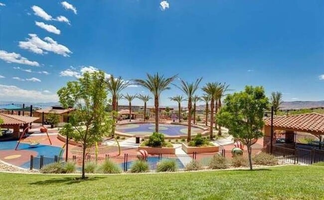 Building Photo - Stunning Summerlin Townhome with Private Downstairs Suite – Gated Community