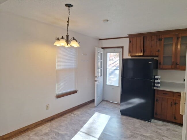 Building Photo - Splendid Garden Cottage in Lugoff, SC!