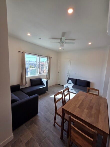 Building Photo - 855 Winston Dr