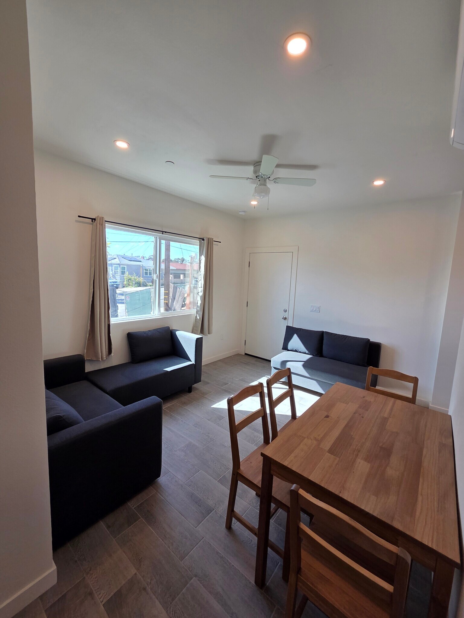 Building Photo - 855 Winston Dr
