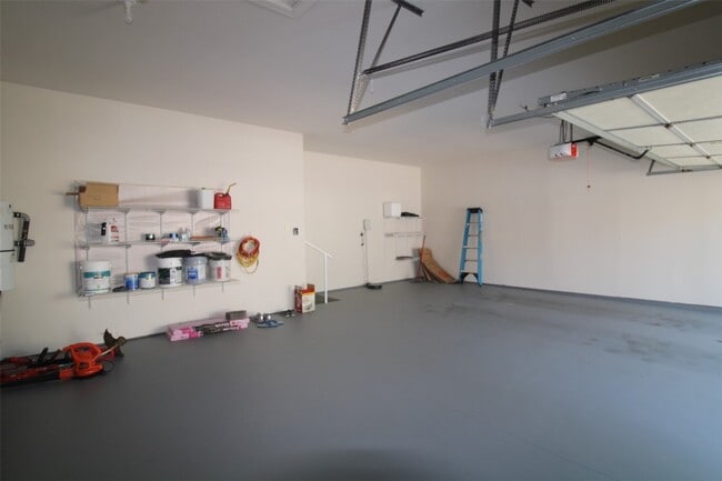 Building Photo - 320 Remington Way Dr