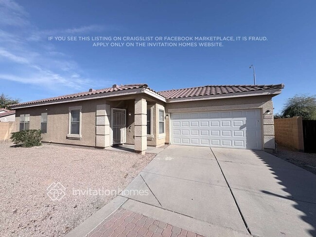 Building Photo - 2352 E Hazeltine Way