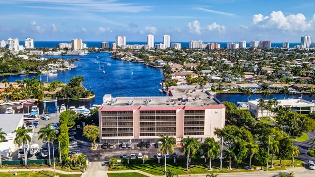 Building Photo - 740 S Federal Hwy