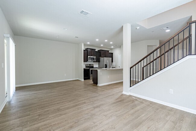 Building Photo - Beautiful 3 bedroom, 2.5 bathroom home in Ridge at Slaughter!!!