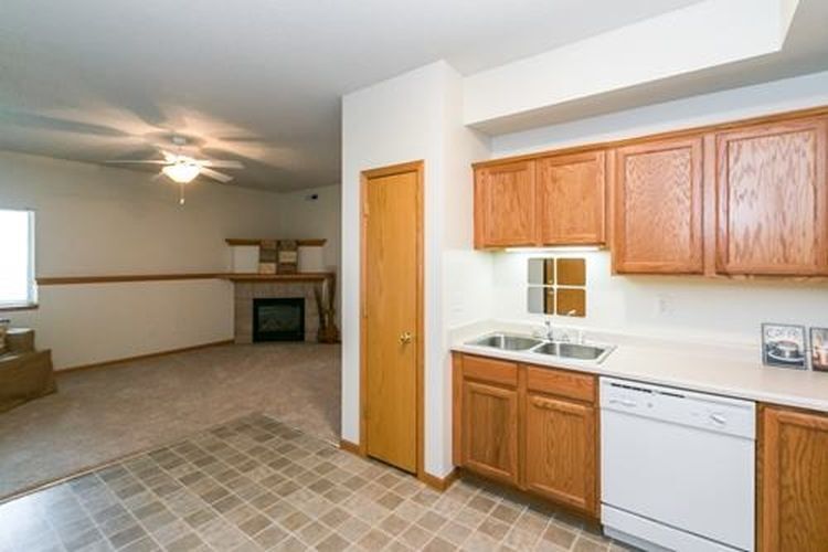 Kitchen - 876 Boston Way